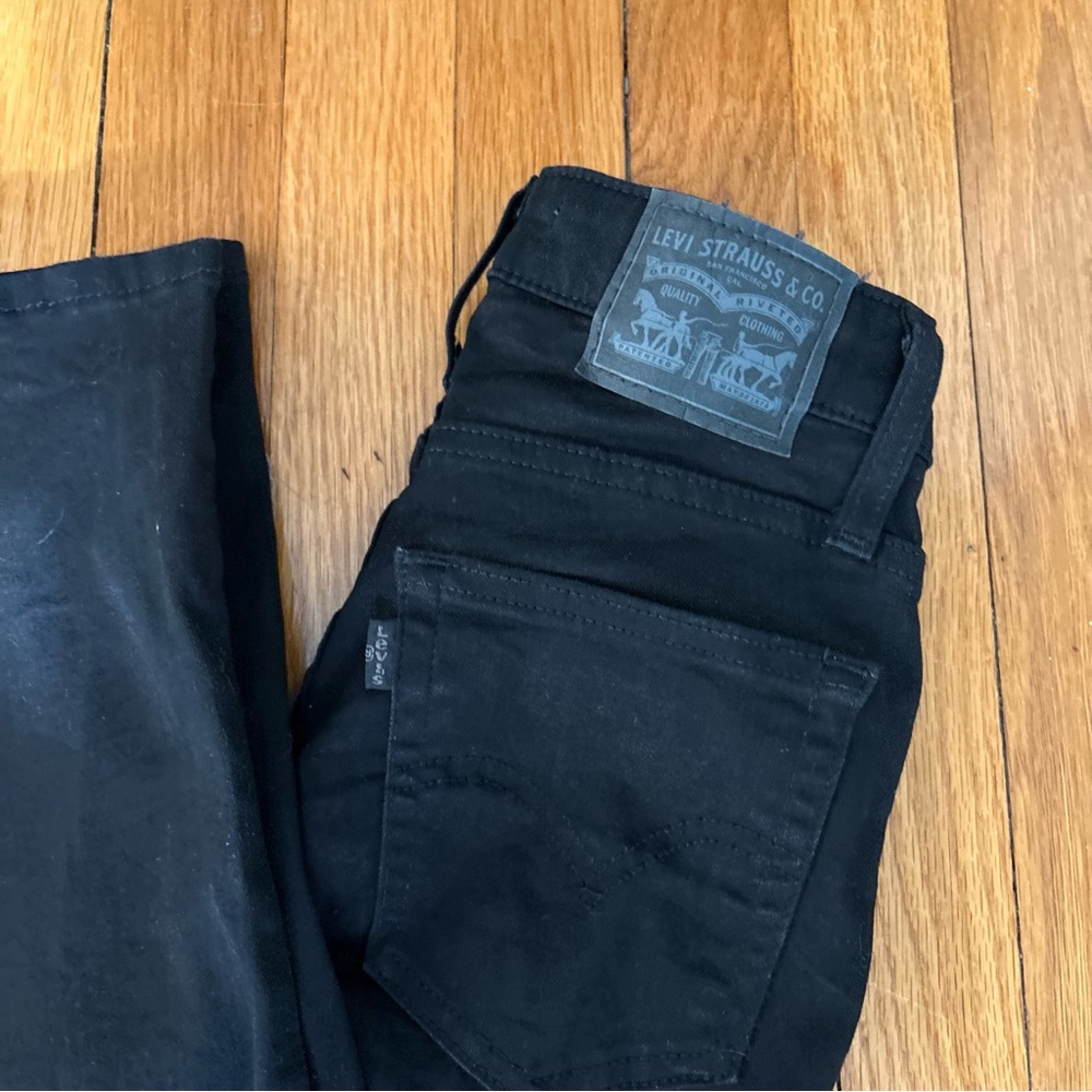 Levi's Black Flared Wide-Leg Jeans - Picture 4 of 5
